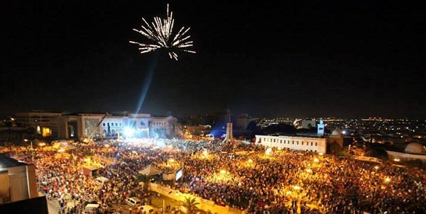 Manif Ennahdha - la Kasbah (photo facebook)