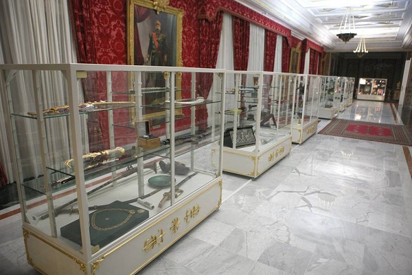 cadeaux Marzouki (page facebook presidence de la republique)