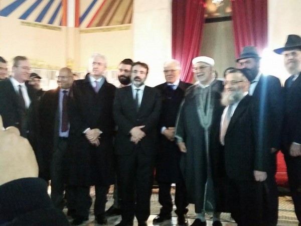 Abdelfattah Mourou, Kamel Morjane et François Gouyette à la synagogue de Tunis | Crédit : Aviel Haddad