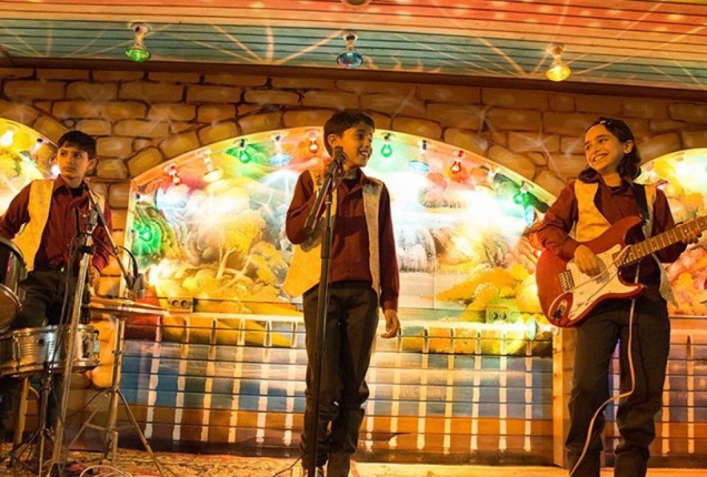 The Idol - Enfants chantent
