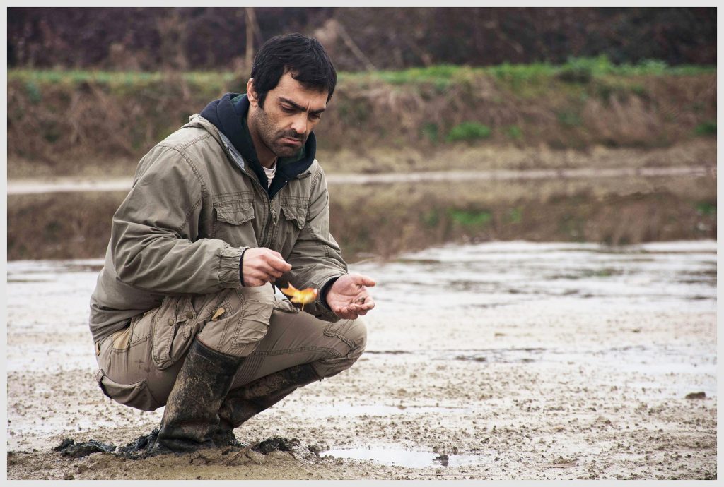Reza AKHLAGHIRAD dans le rôle de Reza