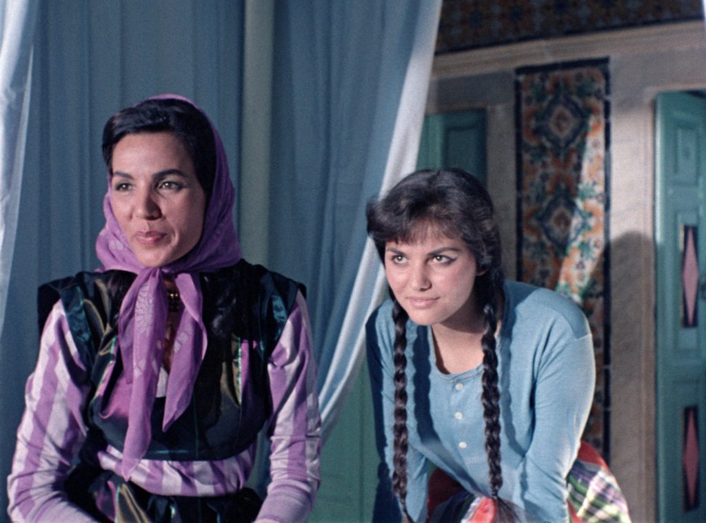 Hassiba Rochdi et Claudia Cardinale dans le film Goha
