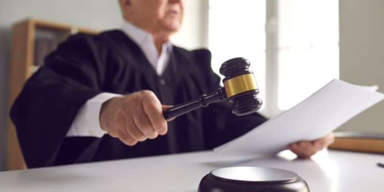 8 أشهر سجن وخطية مالية ضد عضو سابق بهيئة الانتخابات