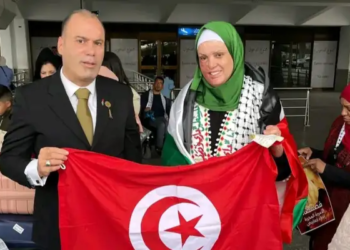 الأسيرة الفلسطينية المُحررة إسراء جعابيص تصل تونس