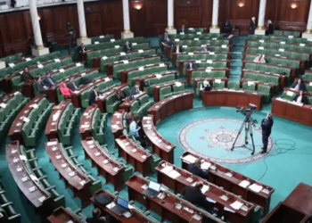 البرلمان ينظر في قرض جديد على فترة سداد تمتد على 24 سنة