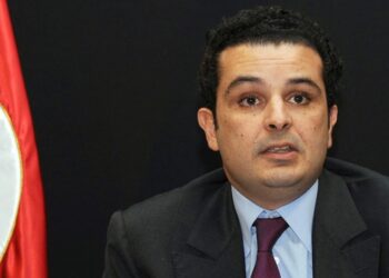 Orange Tunisia's President Marwan Ben Mabrouk answers to journalists during a press cenference on May 4, 2010 in Tunis. Lombard will launch France Telecom's mobile services operator and Internet Service Provider "Orange" in Tunisia today. AFP PHOTO / FETHI BELAID (Photo by FETHI BELAID / AFP)