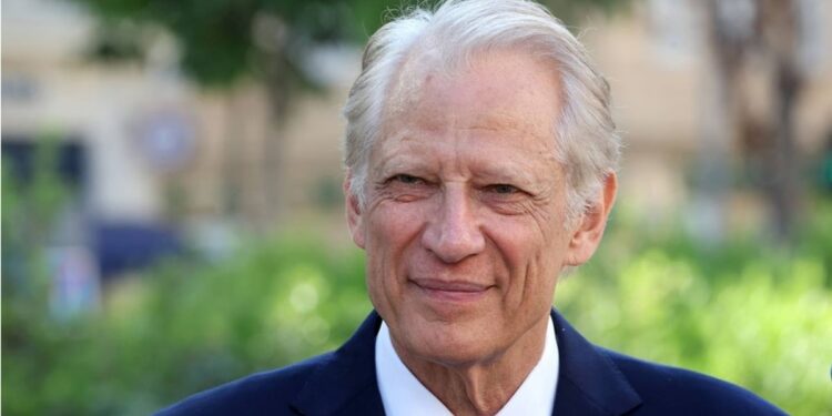 Dominique de Villepin. 
Former Prime Minister Dominique de Villepin portrait at  85th anniversary of the Appeal of 18 June (Appeal of June 18th) ceremony  in Marseille, Southern France, on June 18, 2025.

Portrait de l ancien Premier ministre Dominique de Villepin lors de la ceremonie du 85e anniversaire de l Appel du 18 juin (Appel du 18 juin 1940) a Marseille, le mercredi 18 juin 2025.//ALAINROBERT_1Y8A9614/Credit:Alain ROBERT/SIPA/2506181545