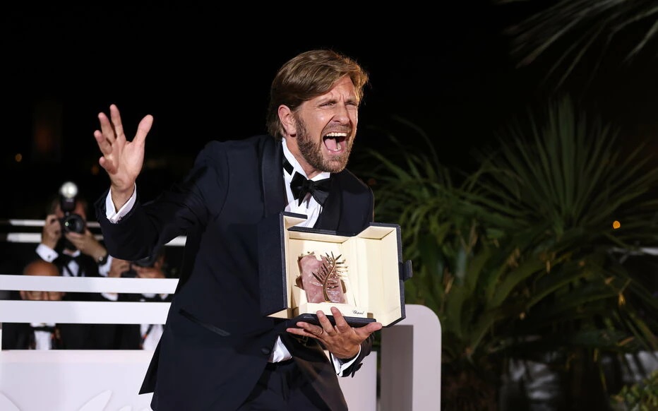 Ruben Östlund recevant sa 2ème Palme d'Or