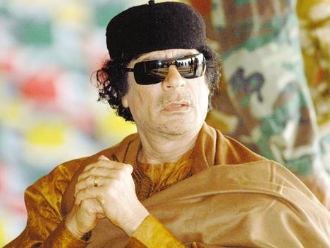 La révolution tunisienne au bord du Nil: Gueddafi change de ton