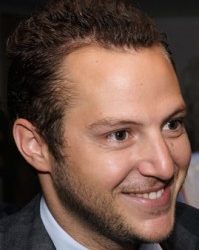 Sakher El Materi invite des internautes pour prouver qu’il est en Tunisie