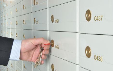 La liste des proches de Ben Ali et autres hommes d'affaires dont on a gelé les avoirs en Suisse