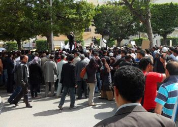 «Prêche du vendredi» sur l'avenue Bourguiba contre un prof de Bizerte