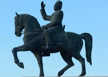 « Nous fûmes des centaines de milliers à l’acclamer »