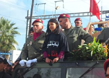 1,5 millions de personnes aux obsèques de Chokri Belaid : funérailles grandioses et dignes du peuple tunisien