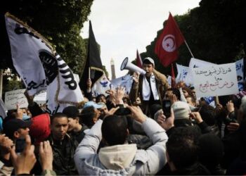 A l’Avenue Bourguiba : Rached Ghannouchi entre en scène