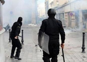 Combats de rue à Bab Djazira et mort d’un policier