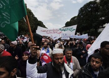 Ennahdha et les salafistes: l'équation impossible