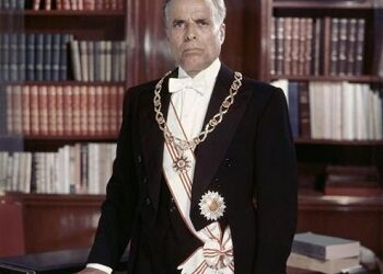 Quand le ministère des Affaires étrangères soustrait Bourguiba des leaders de l’Afrique