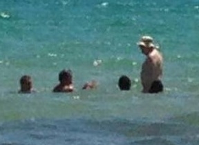 Entre temps… le Sieur Ben Jaafar fait trempette