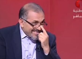 Le mépris et l’arrogance des politiques envers les journalistes continuent