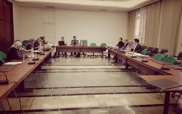 La course aux sièges est ailleurs - Qui va à la chasse s'en fout de sa place !