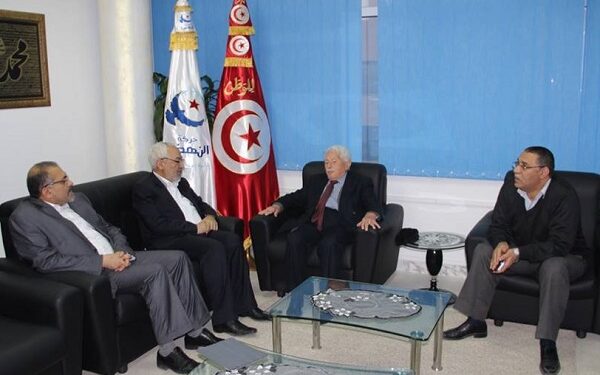 Mustapha Filali aurait donné des assurances à Ennahdha… avant de se rétracter !