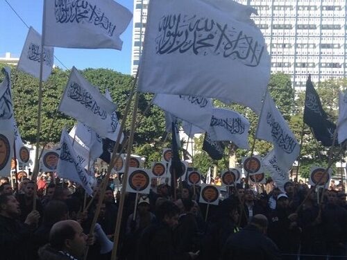 Marche de Hezb Ettahrir pour revendiquer le rejet total de la nouvelle Constitution