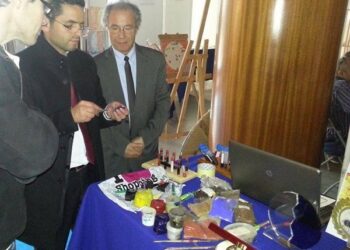 Un Tunisien primé pour sa peinture biologique à base de déchets d’olives et de graisse de dromadaire