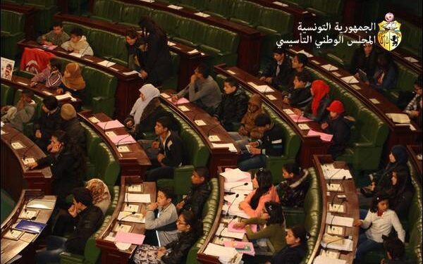 Mustapha Ben Jaâfer préside le Parlement des enfants