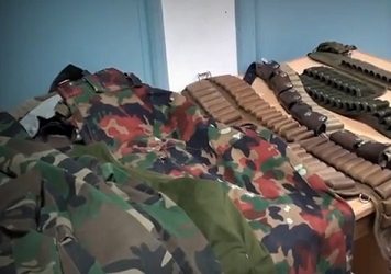 A Intilaka et Manouba, découverte d'un atelier de fabrication d'armes et de tenues militaires