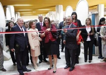 Tourisme - Amel Karboul lance une consultation… sur le net