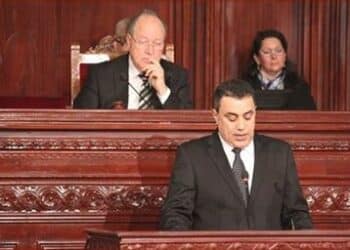 Langue de bois "précieux" : Jomaa loue le dynamisme des députés de l'ANC