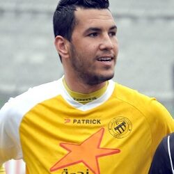 Le défenseur algérien Hichem Belkaroui au CA pour 300.000 euros