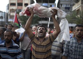 Gaza : Plus de 2000 Palestiniens tués et 10.000 blessés