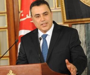 Censure et surveillance : La mi-phrase du communiqué du gouvernement tunisien