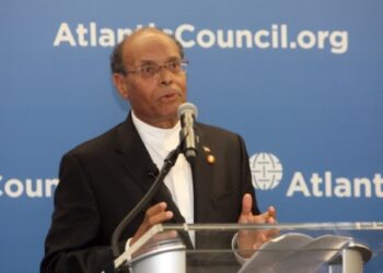 Marzouki appelle les USA à fournir à la Tunisie 12 hélicoptères
