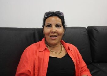 Moufida Amdouni : La candidate à la présidentielle en Tunisie qui prétend être soutenue par Hollande, Poutine et Obama