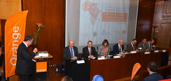 Orange s’engage en faveur de l’apprentissage numérique : Un MOOC pour les étudiants et le programme «Education numérique» pour les élèves