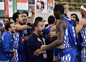 Basketball: L'ES Rades bat le tenant du titre Primero de Agosto / Qualification du CA et de l'USM