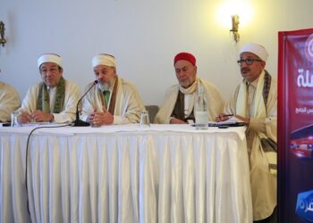 Les cheikhs de la mosqu&eacute;e Zitouna en tourn&eacute;e &agrave; travers la Tunisie