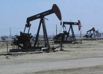 Les cours du pétrole sous la barre des 60 dollars