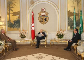 Beji Caid Essebsi invit&eacute; par Bouteflika en Alg&eacute;rie
