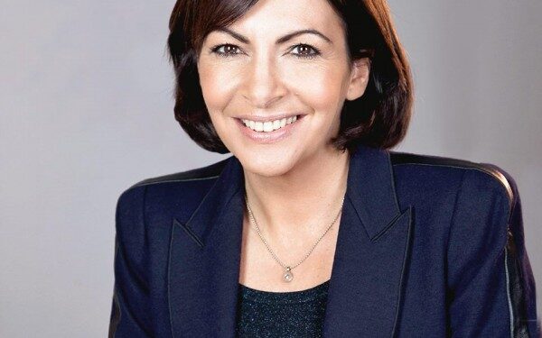 La maire de Paris Anne Hidalgo à Tunis pour exprimer la solidarité des Parisiens avec les Tunisois