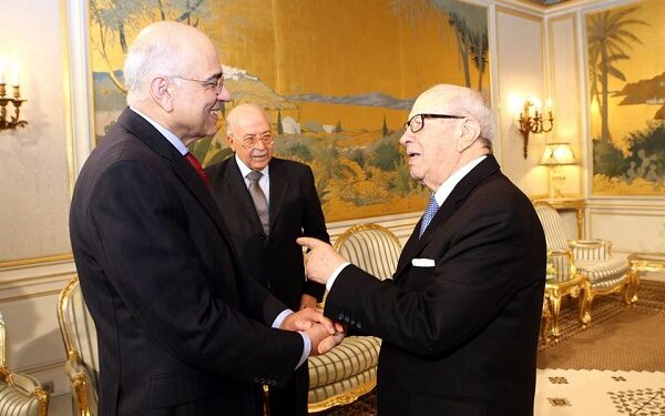 Tunis : Le représentant du FMI reçu par Beji Caid Essebsi et Chedly Ayari