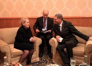 Tunis : L'ancienne Secr&eacute;taire d&rsquo;Etat US Madeleine Albright rencontre Habib Essid