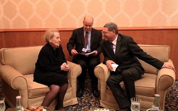 Tunis : L'ancienne Secr&eacute;taire d&rsquo;Etat US Madeleine Albright rencontre Habib Essid