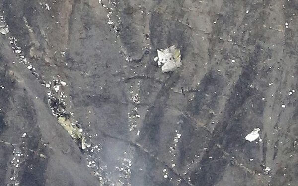 Crash de l’A320 de Germanwings : Le copilote aurait délibérément cherché à détruire l'avion