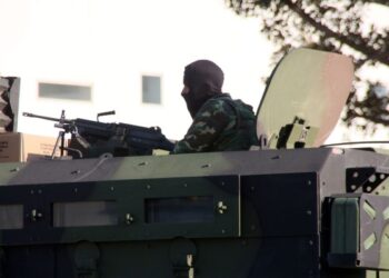 Vente d’armes : Les Emirats Arabes Unis financent, la France vend et la Tunisie achète