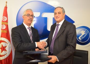 Signature d'un partenariat technologique entre Tunisie Telecom et la S.R. de transport de Kairouan