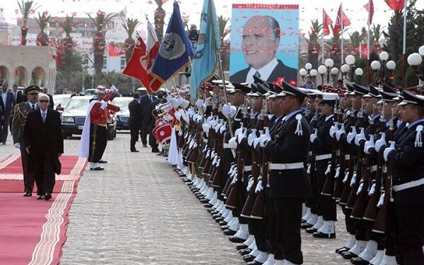 Beji Caid Essebsi commémore le 15ème anniversaire du décès d'Habib Bourguiba